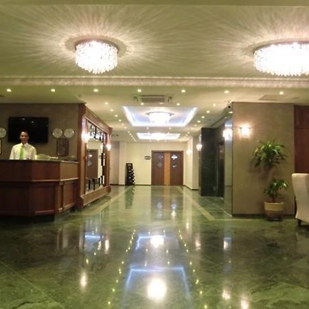 Adanava Hotel Bagian luar foto